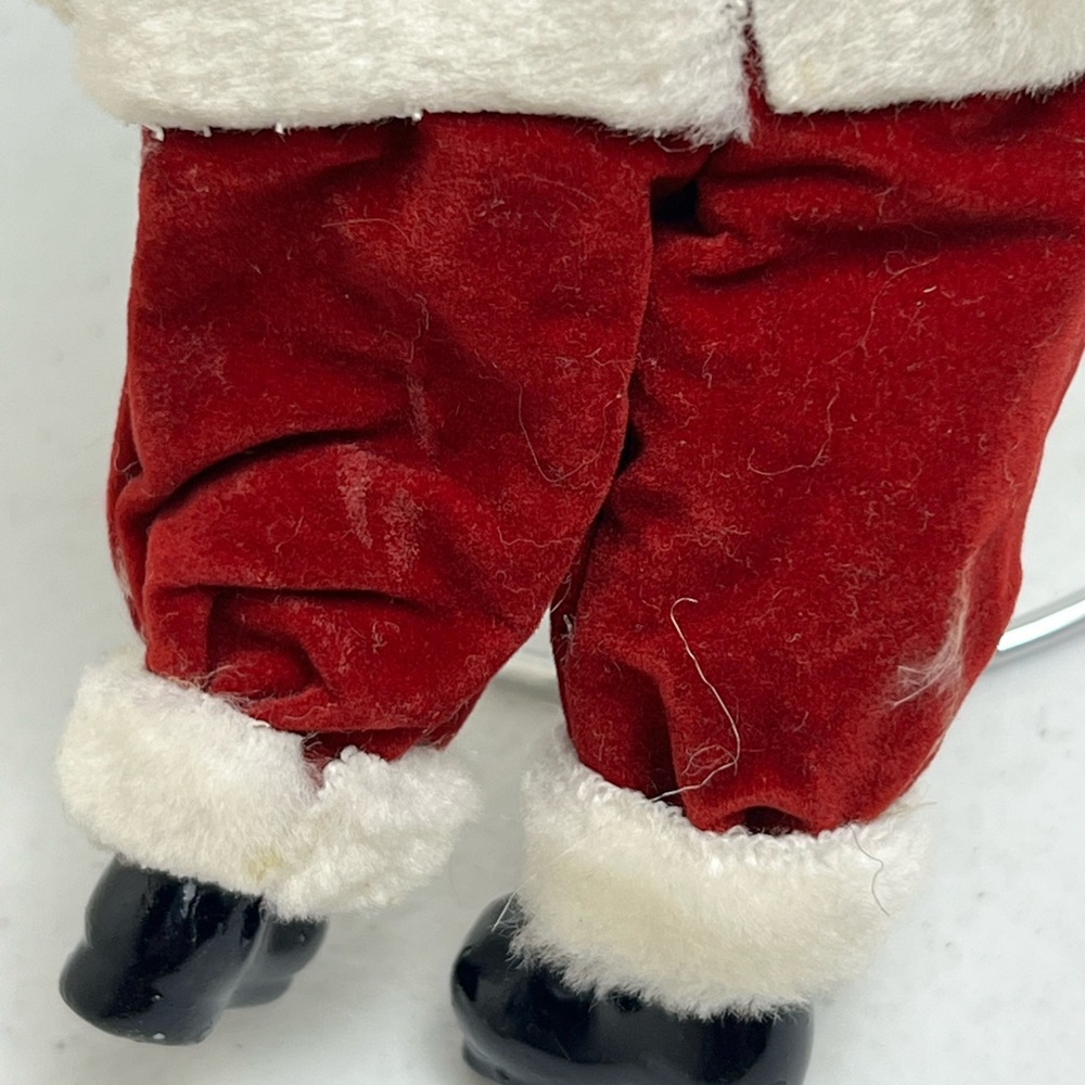 Vintage 1986 Enesco Santa Christmas Ornament Porcelain Face Hands Taiwan - Picture 9 of 12
